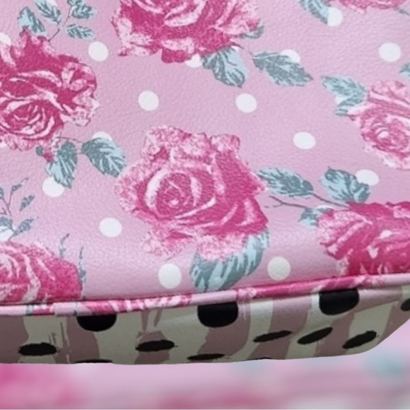 LUV BETSEY Weekender Cosmetic Bag Betsey Johnson Roses Polkadots Zebra Print - Picture 4 of 15